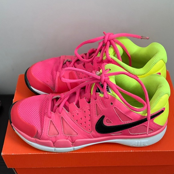 Nike Air Vapor Tennis/Pickleball Shoes - Picture 3 of 6